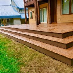 Timbertech deck in McCall 3 corner steps